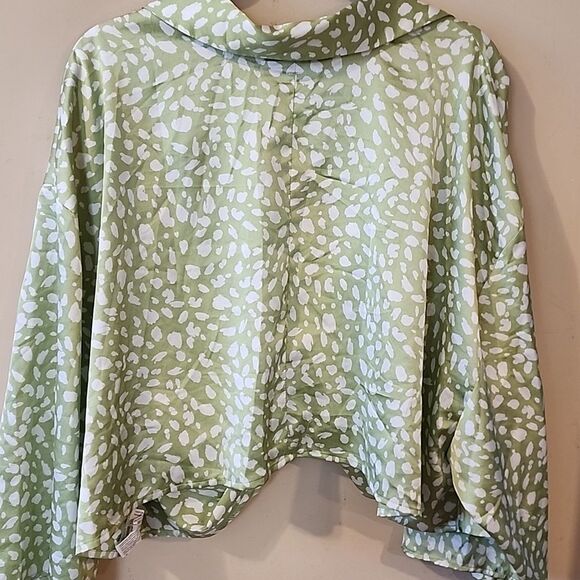 Eloquii Stylish Green Patterned Blouse size  28 euc - Picture 7 of 7
